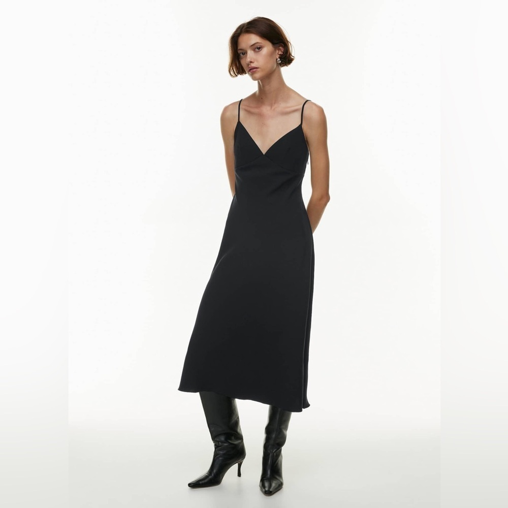 Aritzia Wilfred Antiquity Midi Dress in black MSRP $198 Size 2